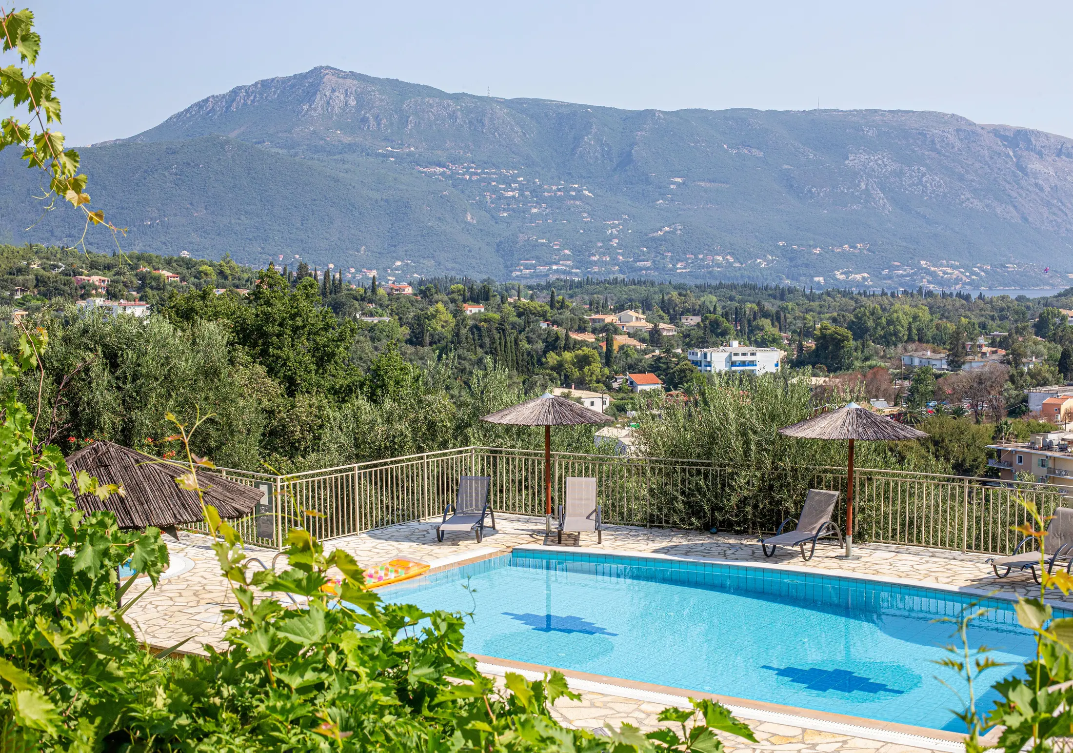 Which Greek Island Should You Choose for a Last-Minute Package from Poland? hero image